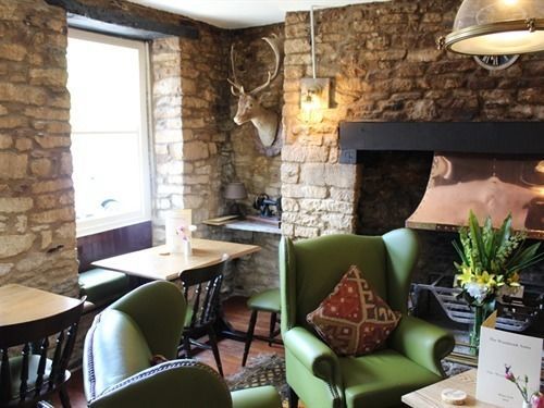 Отель The Woodstock Arms Экстерьер фото
